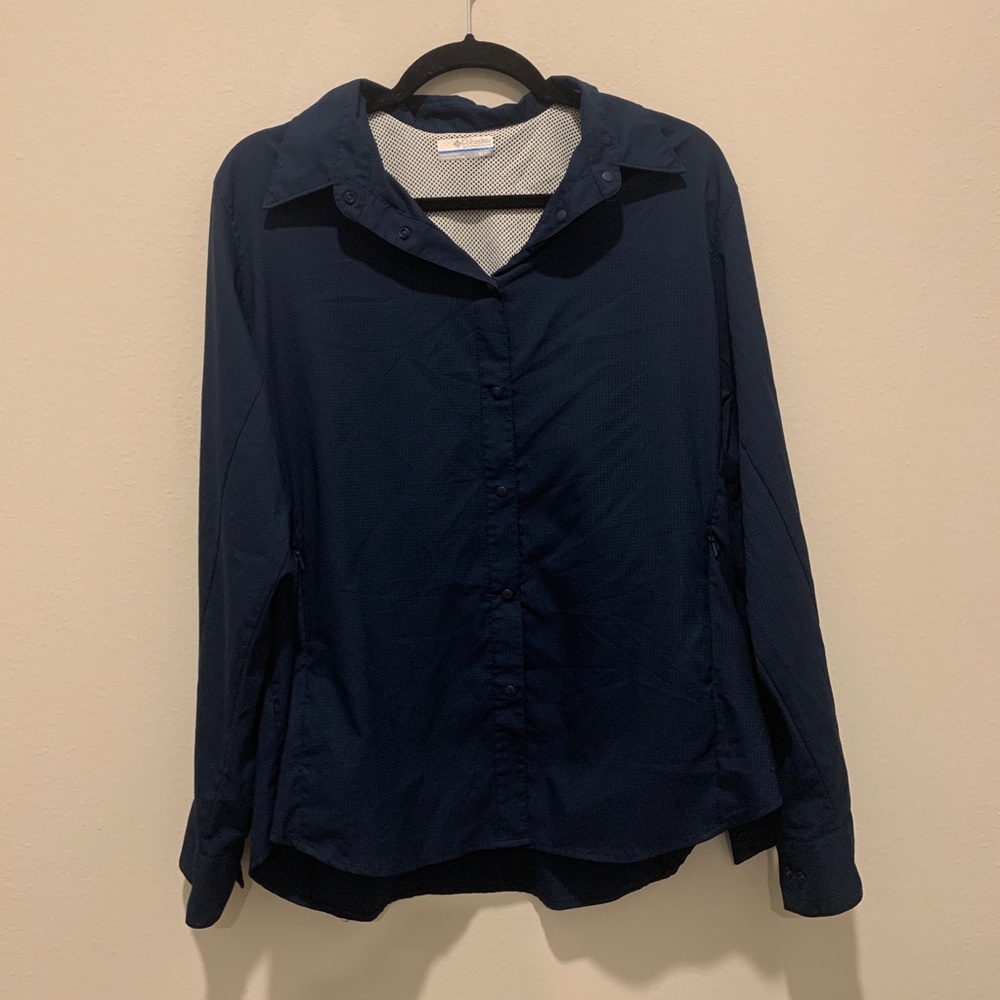 Columbia button down navy long sleeve